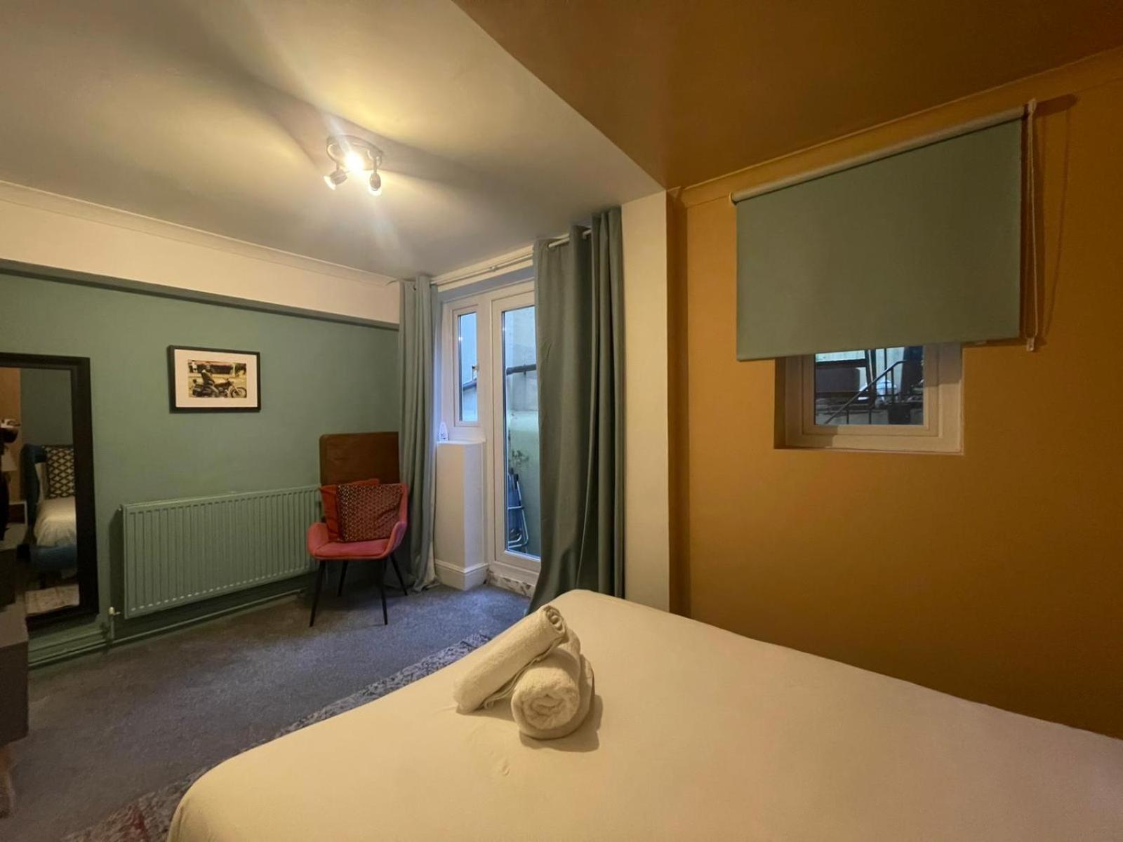 Appartement Garden Town Flat Accommodating 8 Guests *