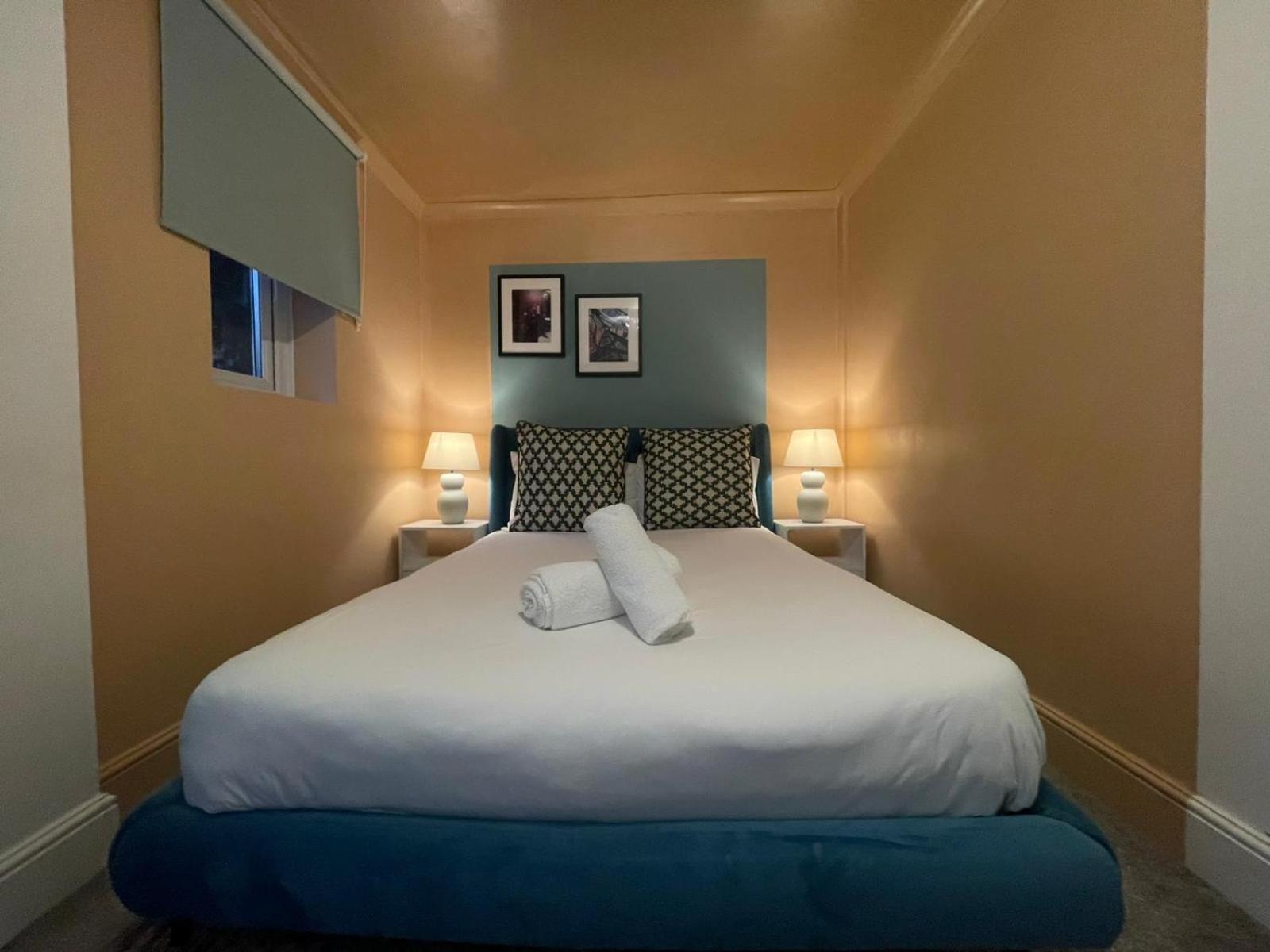 Garden Town Flat Accommodating 8 Guests Hove