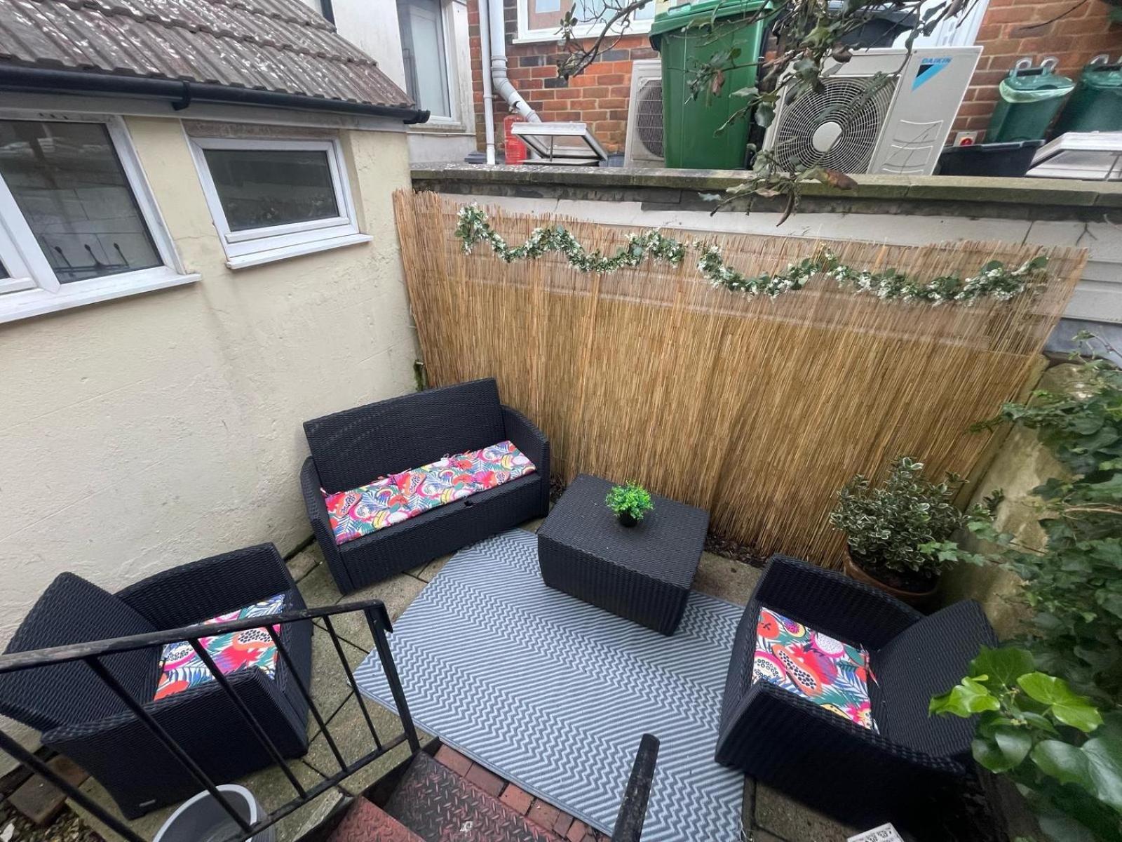 Appartement Garden Town Flat Accommodating 8 Guests
